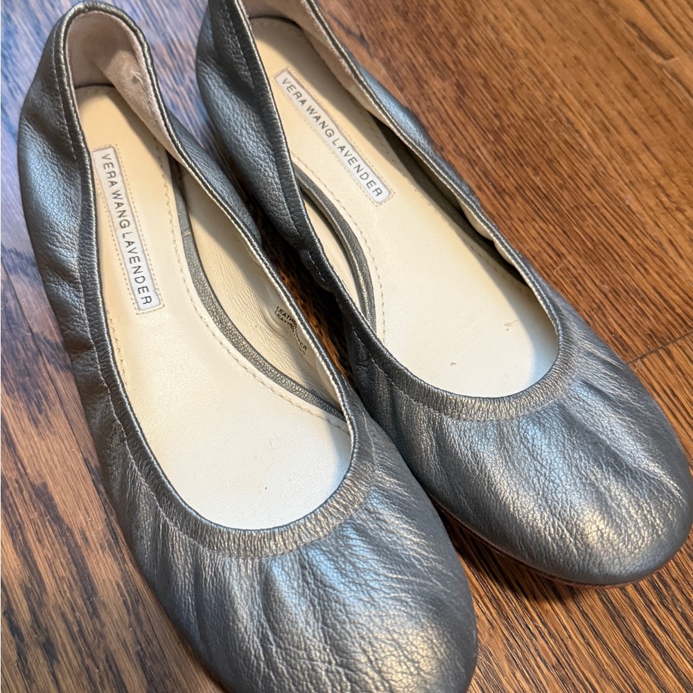 Vera Wang Lavender Label Metallic Pewter Leather Ballet Flats